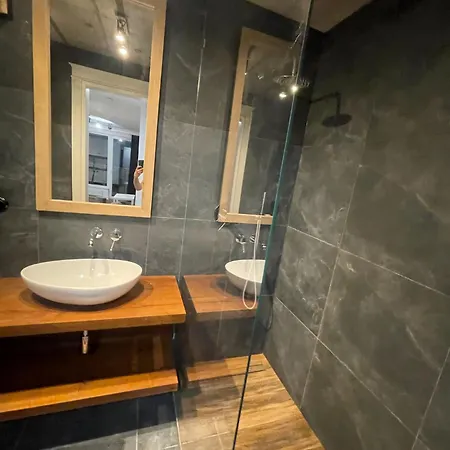 Comfort Oak Apartment