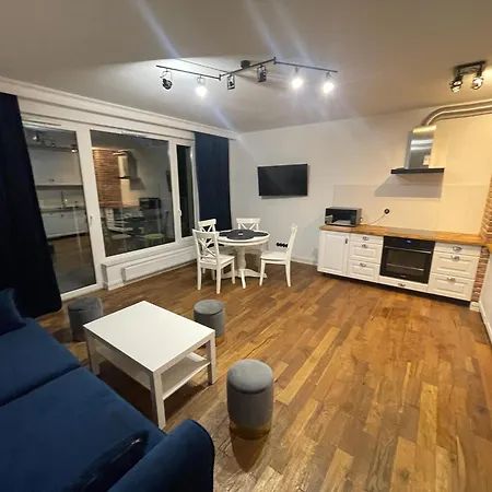 Apartment Comfort Oak